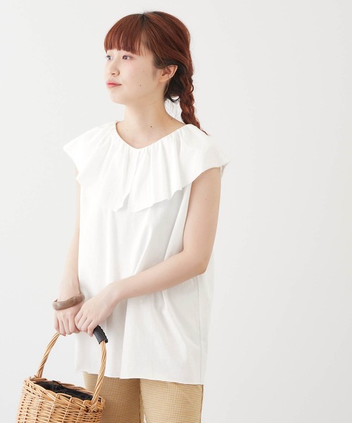 mikke（ミッケ）の「ドレープフリルビックカラーノースリーブカットソー（Tシャツ/カットソー・レディース・オフホワイト/グレイッシュブルー/ダークオレンジ/ブラック・FREE）」の8枚目の写真