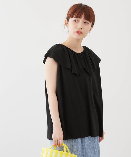 mikke（ミッケ）の「ドレープフリルビックカラーノースリーブカットソー（Tシャツ/カットソー・レディース・オフホワイト/グレイッシュブルー/ダークオレンジ/ブラック・FREE）」の12枚目の写真