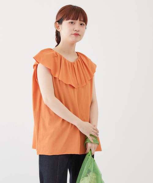 mikke（ミッケ）の「ドレープフリルビックカラーノースリーブカットソー（Tシャツ/カットソー・レディース・オフホワイト/グレイッシュブルー/ダークオレンジ/ブラック・FREE）」の22枚目の写真