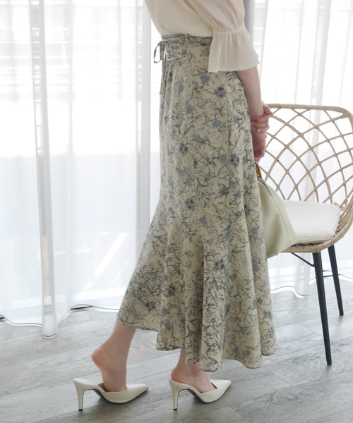 LIPSERVICE（リップサービス）の「バックスピンドルアシメマーメイドスカート（スカート・レディース・アイボリー/その他1/その他2/その他3・S/M）」の3枚目の写真