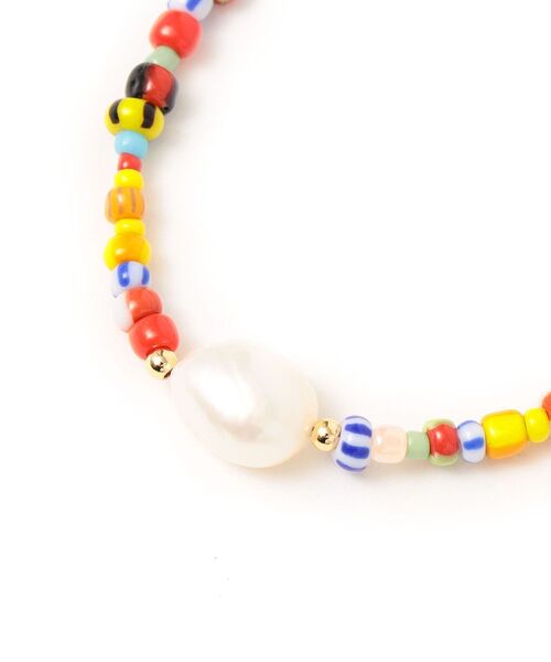 SHIPS（シップス）の「ZHUU:ワントップパールモチーフブレスレット（ブレスレット・レディース・マルチ・ONE SIZE）」の3枚目の写真