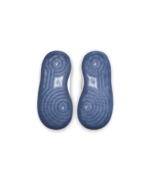 NIKE(ナイキ)の「ナイキ フォース 1 トグル SE キッズシューズ / Nike Force 1 Toggle SE Baby/Toddler Shoes(スニーカー・キッズ・ネイビー・12/15 /10/11/8/9/16/13/14)」の7枚目の写真