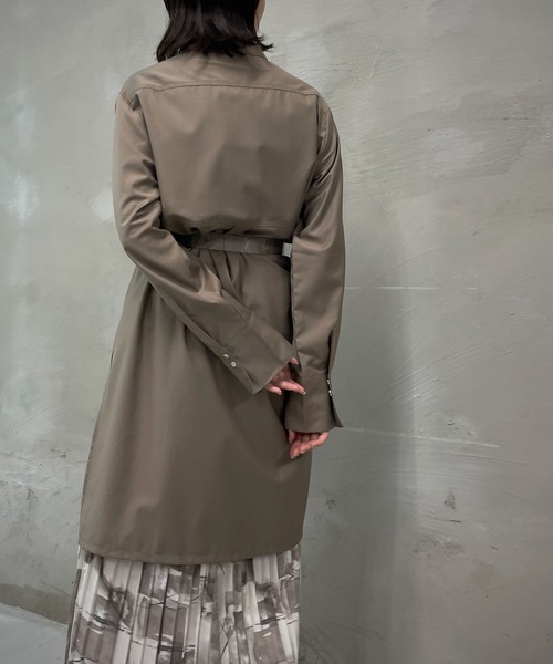 &g'aime(アンジェム)の「【&g’aime】バックロングシャツ(シャツ/ブラウス・レディース・ブラック/モカ/グレイッシュベージュ・FREE)」の11枚目の写真