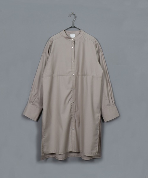 &g'aime(アンジェム)の「【&g’aime】バックロングシャツ(シャツ/ブラウス・レディース・ブラック/モカ/グレイッシュベージュ・FREE)」の9枚目の写真