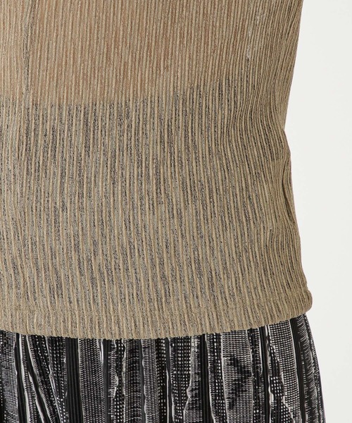 ALAND(エーランド)の「3.3 Field Trip/シアーVネック長袖プルオーバー 2218868(Tシャツ/カットソー・レディース・ブラック/カーキ/アイボリー・FREE)」の20枚目の写真