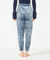 Chacott（チャコット）の「クラッシュベロアパンツ（スウェットパンツ