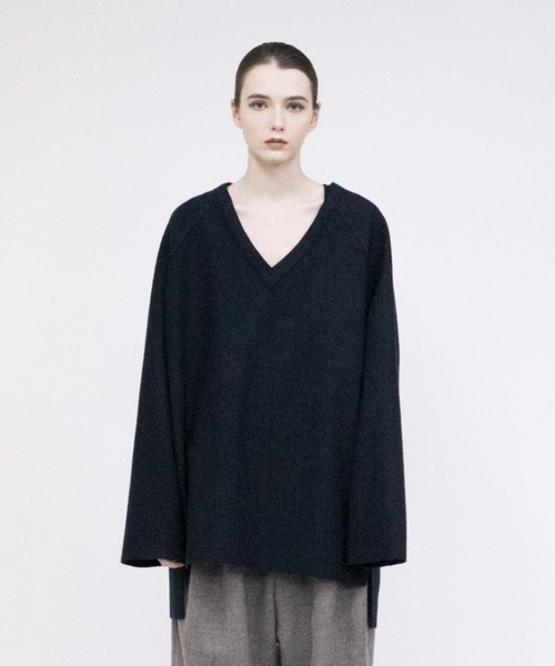 VOAAOV（ヴォアーブ）の「【VOAAOV】 wool ring jersey V-neck sweater（ニット/セーター・メンズ・ブラック/ベージュ/ブルー/オリーブ/ネイビー・2/1）」の2枚目の写真