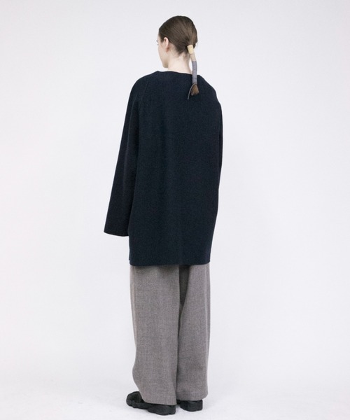 VOAAOV（ヴォアーブ）の「【VOAAOV】 wool ring jersey V-neck sweater（ニット/セーター・メンズ・ブラック/ベージュ/ブルー/オリーブ/ネイビー・2/1）」の17枚目の写真