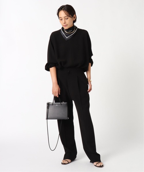 AP STUDIO（エーピーストゥディオ）の「SCENTOF シルクサテンスカーフ（バンダナ/スカーフ・レディース・ブラック/アイボリー・FREE）」の5枚目の写真