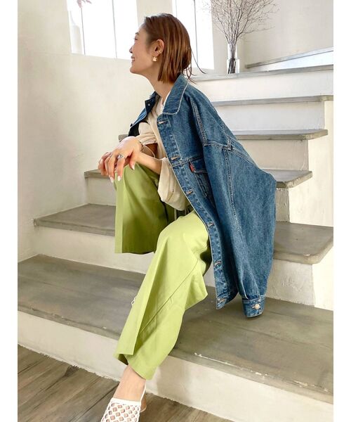 Ungrid(アングリッド)の「ビッグシルエットデニムジャケット(デニムジャケット・レディース・ブルー/ブラック/アイボリー・FREE)」の12枚目の写真