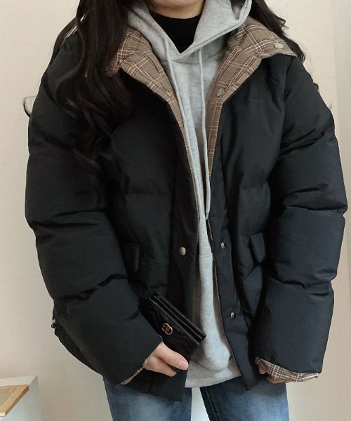 emi+(エミプラス)の「リバーシブルチェック中綿ジャケット(ダウンジャケット/コート・レディース・ブラック/グレー/ベージュ・FREE)」の12枚目の写真