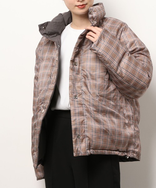 emi+(エミプラス)の「リバーシブルチェック中綿ジャケット(ダウンジャケット/コート・レディース・ブラック/グレー/ベージュ・FREE)」の17枚目の写真