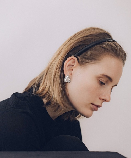 IRIS47（イリスフォーセブン）の「【IRIS47】nocturne head band（カチューシャ・レディース・ブラック/ダークブラウン・FREE）」の4枚目の写真