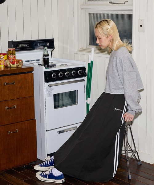 CONVERSE（コンバース）の「CONVERSE/コンバース ストレッチサイドライン フレアロングスカート（スカート・レディース・ライトブラウン/ブラック・M/L）」の19枚目の写真