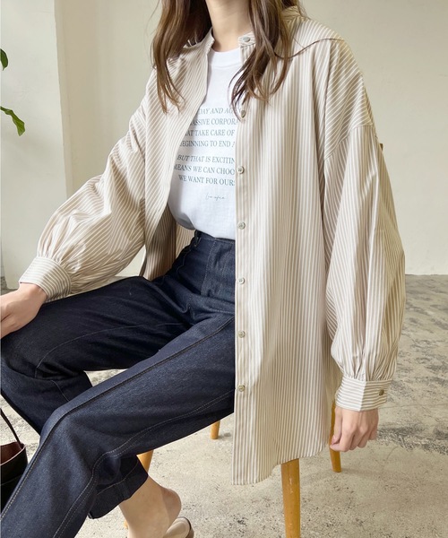 LIAN（リアン）の「ストライプバンドカラーシャツ（シャツ/ブラウス・レディース・ベージュ/ネイビー/オレンジ/ブルー・FREE）」の2枚目の写真