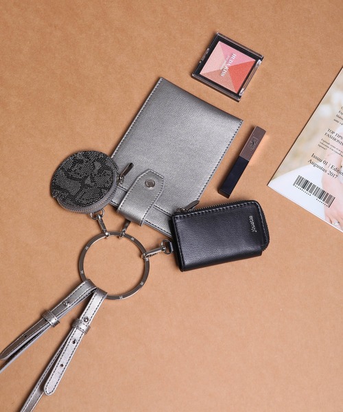 jouetie（ジュエティ）の「【jouetie/ジュエティ】マルチ　リングショルダーバッグ（ショルダーバッグ・レディース・ブラック/ベージュ/グレー/オリーブ/シルバー/ゴールド/アイボリー/ブルー系その他/グレイッシュベージュ・FREE）」の17枚目の写真