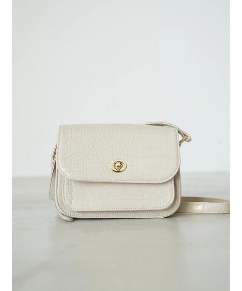 earth music&ecology(アースミュージックアンドエコロジー)の「前ポケットショルダーバッグ*(ショルダーバッグ・レディース・チャコールグレー/ライトブラウン/グレイッシュベージュ・FREE)」の10枚目の写真