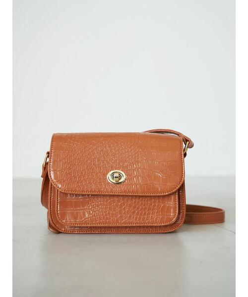 earth music&ecology(アースミュージックアンドエコロジー)の「前ポケットショルダーバッグ*(ショルダーバッグ・レディース・チャコールグレー/ライトブラウン/グレイッシュベージュ・FREE)」の11枚目の写真