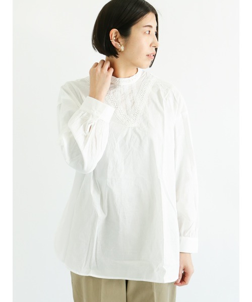 Lugnoncure（ルノンキュール）の「スタンドカラーレースブラウス（シャツ/ブラウス・レディース・ブラック/オフホワイト・ﾌﾘ-）」の2枚目の写真