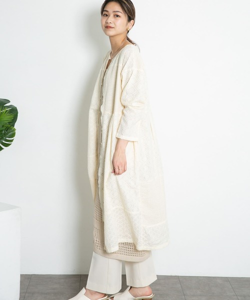 KBF（ケイビーエフ）の「刺繍パッチワークワンピース（ワンピース・レディース・オフホワイト/アイボリー/ネイビー・ONE）」の14枚目の写真