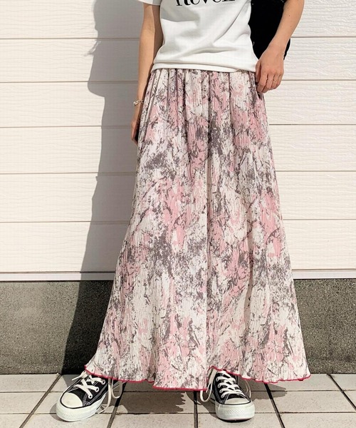 Q（キュー）の「マーブルペイントマイクロプリーツスカート（スカート・レディース・パープル系その他/ピンク系その他・MEDIUM）」の2枚目の写真