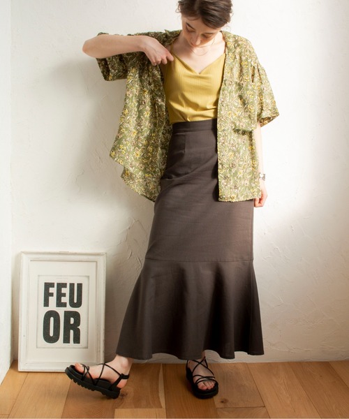 ANGIE（アンジー）の「カップ付きバックオープンキャミソール（キャミソール・レディース・ブラック/ブルー/グリーン/アイボリー/マスタード・SMALL/MEDIUM）」の11枚目の写真