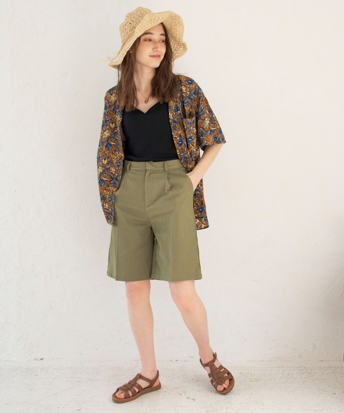 ANGIE（アンジー）の「カップ付きバックオープンキャミソール（キャミソール・レディース・ブラック/ブルー/グリーン/アイボリー/マスタード・SMALL/MEDIUM）」の6枚目の写真