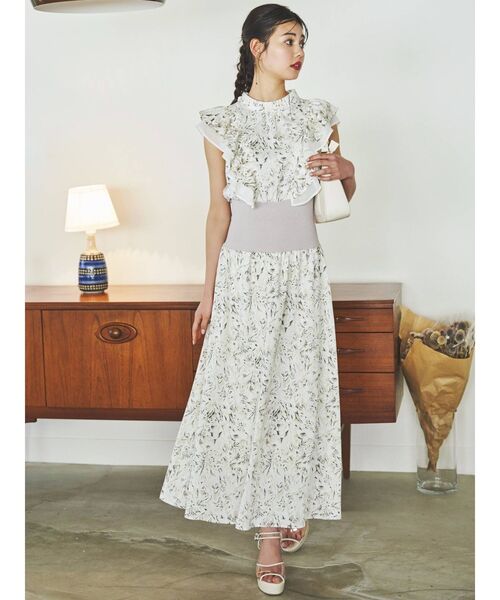 dazzlin(ダズリン)の「ラインアートリブノースリワンピース(ワンピース・レディース・グレー/アイボリー/グリーン・SMALL/MEDIUM)」の15枚目の写真