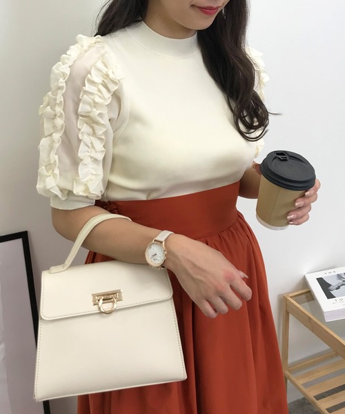 INGNI（イング）の「袖異素材フリルニット（ニット/セーター・レディース・アイボリー/ブラック/グレー系その他・M）」の3枚目の写真