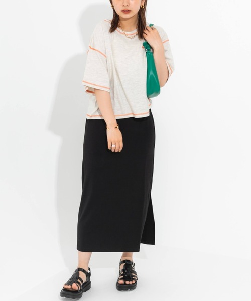 nemne store(ネンネストア)の「ワンポイント刺繍入り配色ステッチTシャツ(Tシャツ/カットソー・レディース・ホワイト/ピンク/オートミール・フリー)」の19枚目の写真