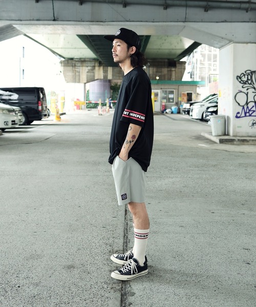 INDEPENDENT（インディペンデント）の「INDEPENDENT / インディペンデント ITC Streak S/S Jersey Top 半袖 ロゴ ジャージ カットソー（Tシャツ/カットソー・メンズ・ホワイト/ブラック・MEDIUM/LARGE/X-LARGE/XX-LARGE）」の5枚目の写真