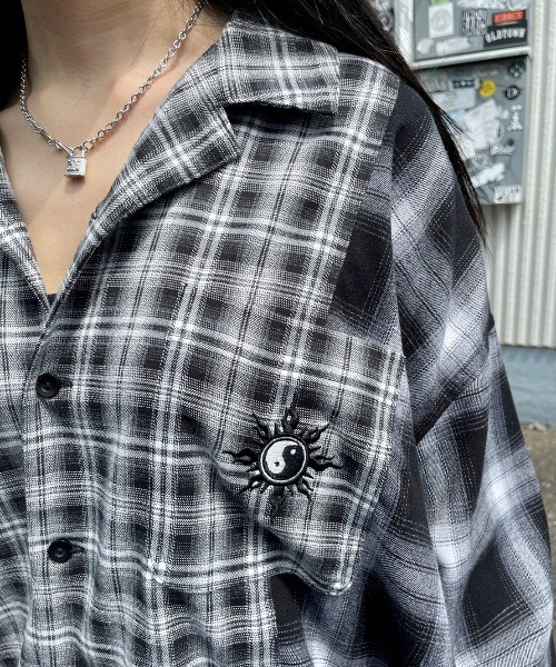 Candy Stripper(キャンディストリッパー)の「CND COMBINED シャツ(シャツ/ブラウス・レディース・レッド/ブラック・2)」の15枚目の写真