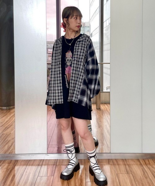 Candy Stripper(キャンディストリッパー)の「CND COMBINED シャツ(シャツ/ブラウス・レディース・レッド/ブラック・2)」の17枚目の写真