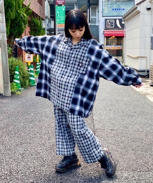 Candy Stripper(キャンディストリッパー)の「CND COMBINED シャツ(シャツ/ブラウス・レディース・レッド/ブラック・2)」の20枚目の写真