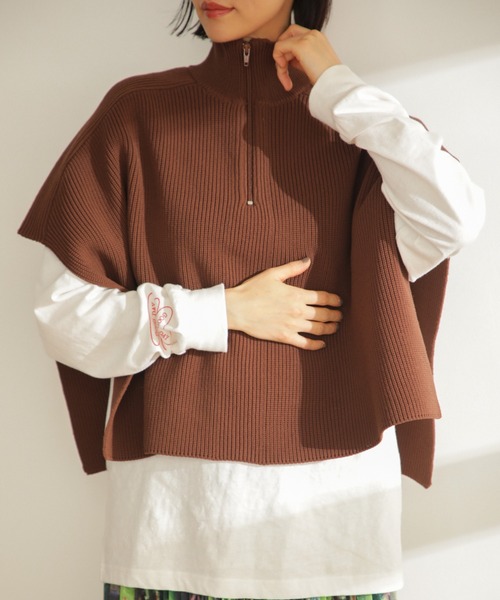CREOLME(クレオルム)の「(CREOLME)フロントジップニットケープ(ニット/セーター・レディース・ネイビー/ブラウン・ONE SIZE)」の7枚目の写真