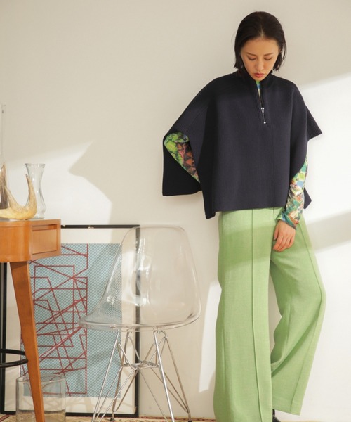 CREOLME(クレオルム)の「(CREOLME)フロントジップニットケープ(ニット/セーター・レディース・ネイビー/ブラウン・ONE SIZE)」の5枚目の写真