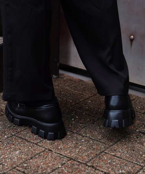 G.O.C(ジーオーシー)の「チャンキー ソール ローファー(ローファー・メンズ・ブラック・SMALL/MEDIUM/LARGE)」の4枚目の写真