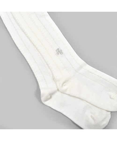 Tartine et Chocolat（タルティーヌエショコラ）の「Tartine et Chocolat/【 お揃い 】 日本製 ラメ 刺繍 タイツ (80~140cm)（タイツ/ストッキング・キッズ・オフホワイト/ネイビー・LARGE/MEDIUM/SMALL/X-SMALL）」の5枚目の写真