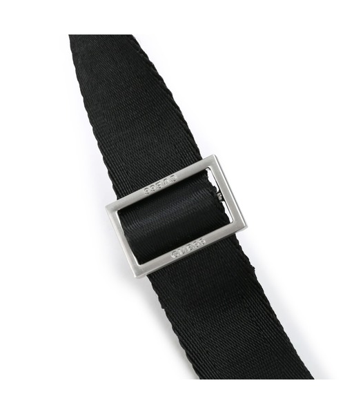 Guess（ゲス）の「CERTOSA NYLON SMART Bum Bag（ボディバッグ/ウエストポーチ・メンズ・ブラック・ONE SIZE）」の2枚目の写真