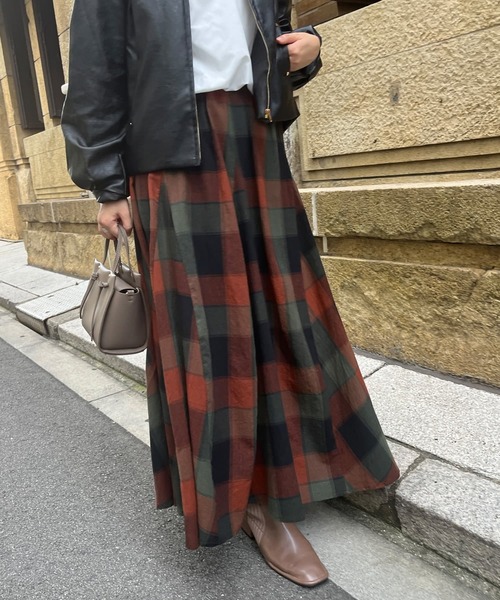 Chez toi（シェトワ）の「大判チェック柄はぎスカート（スカート・レディース・ブラック/ベージュ/オレンジ/ベージュ系その他・FREE）」の6枚目の写真