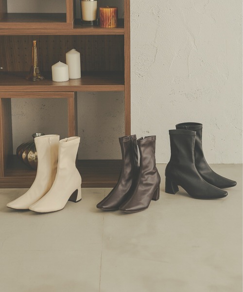 Ambre Neige（アンブルネージュ）の「ストレッチショートブーツ／【WEB/EC限定商品】（ブーツ・レディース・ブラック/ダークブラウン/アイボリー・SMALL/MEDIUM/LARGE/X-LARGE）」の6枚目の写真