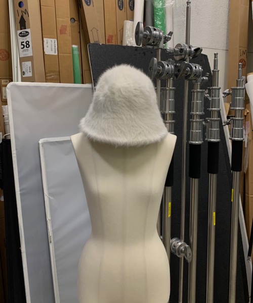 SHAGGIE（シャギー）の「ラビットファーバケットハット（ハット・レディース・ホワイト/ブラック・FREE）」の6枚目の写真