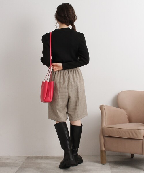 Cutie Blonde（キューティーブロンド）の「◆肩タックリブニットプルオーバー（ニット/セーター・レディース・ブラック/ホワイト系/ベージュ系2/ピンク系7・02/03）」の19枚目の写真