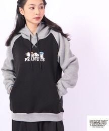 PEANUTS スヌーピー ラグラン パーカー