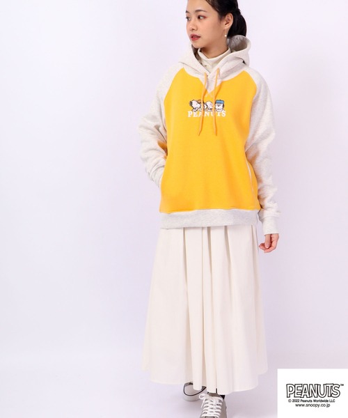 【完売品】イアパピヨネ　ear×PEANUTSコラボ　プリントパーカー　イエロー ear PAPILLONNER（イアパピヨネ）の「【プリングルズ×ear】ユニ