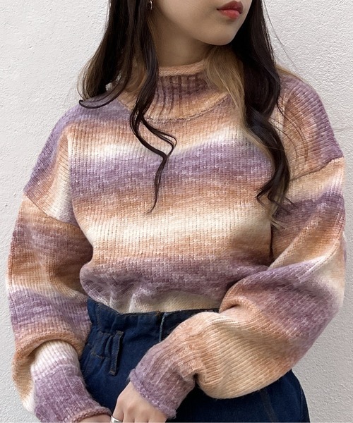 one way（ワンウェイ）の「グラデーションタートルニット（ニット/セーター・レディース・ライトブラウン/ライトブルー/パープル/ライトグリーン・FREE）」の2枚目の写真