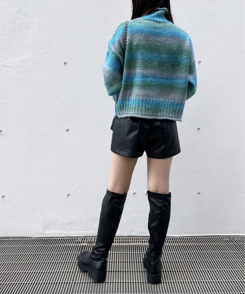 one way（ワンウェイ）の「グラデーションタートルニット（ニット/セーター・レディース・ライトブラウン/ライトブルー/パープル/ライトグリーン・FREE）」の22枚目の写真