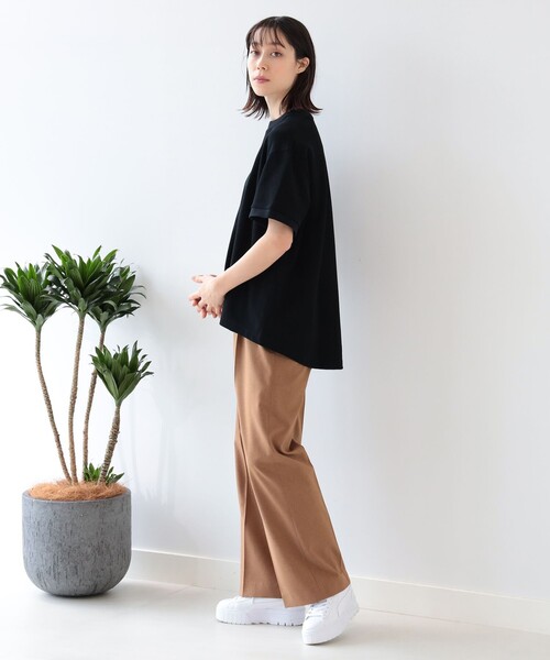 Ray BEAMS(レイビームス)の「FRED PERRY × Ray BEAMS / 別注 オーバー Tシャツ(Tシャツ/カットソー・レディース・ブラック/オレンジ系/ホワイト・10)」の11枚目の写真