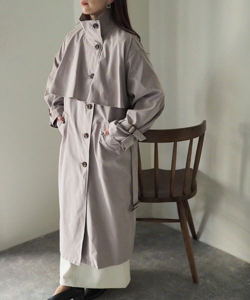 Riberry（リベリー）の「スタンドカラーヨーク付きスプリングコート（トレンチコート・レディース・ライトベージュ/グレイッシュベージュ/ベージュ・MEDIUM）」の15枚目の写真