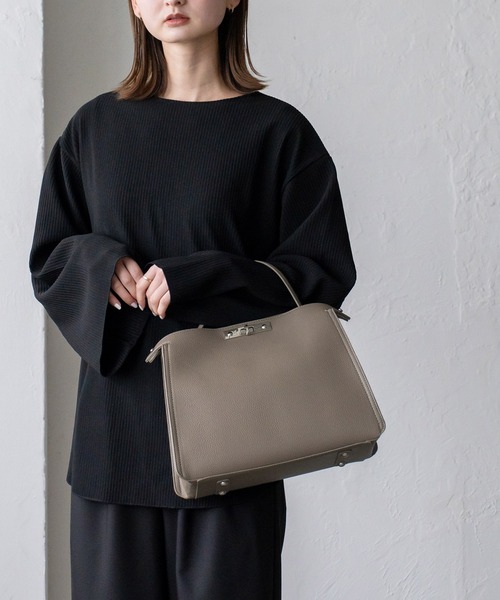【セール】ワンハンドル2wayショルダーバッグ(M)（ショルダーバッグ）｜VitaFelice（ヴィータフェリーチェ） 7,700円